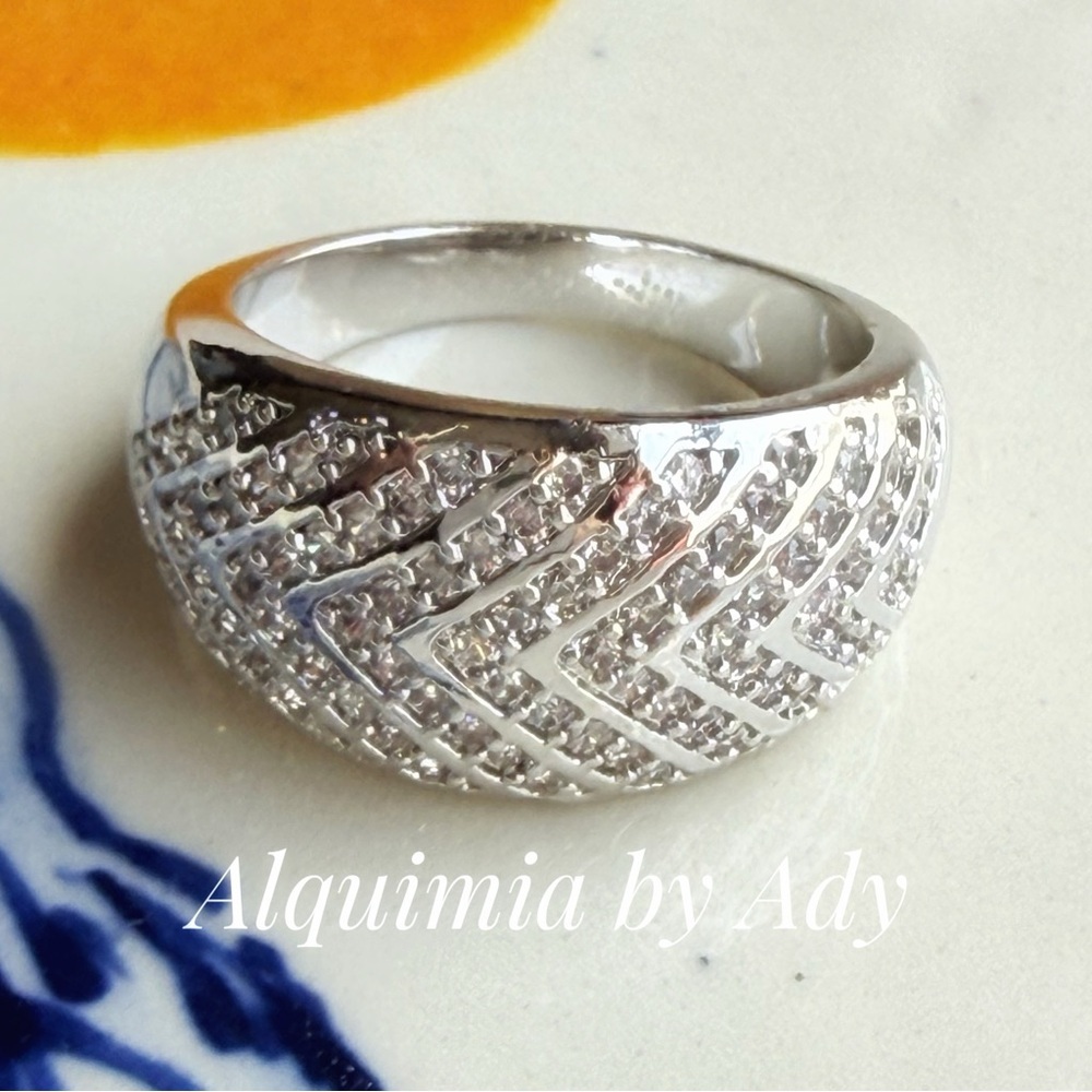 PINKY RING 💍 + Silver Pavé Chevron Dome Ring